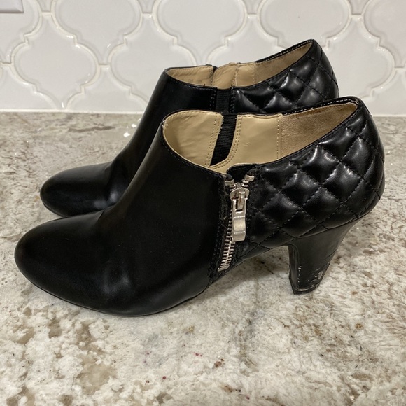 Black booties - Picture 4 of 14